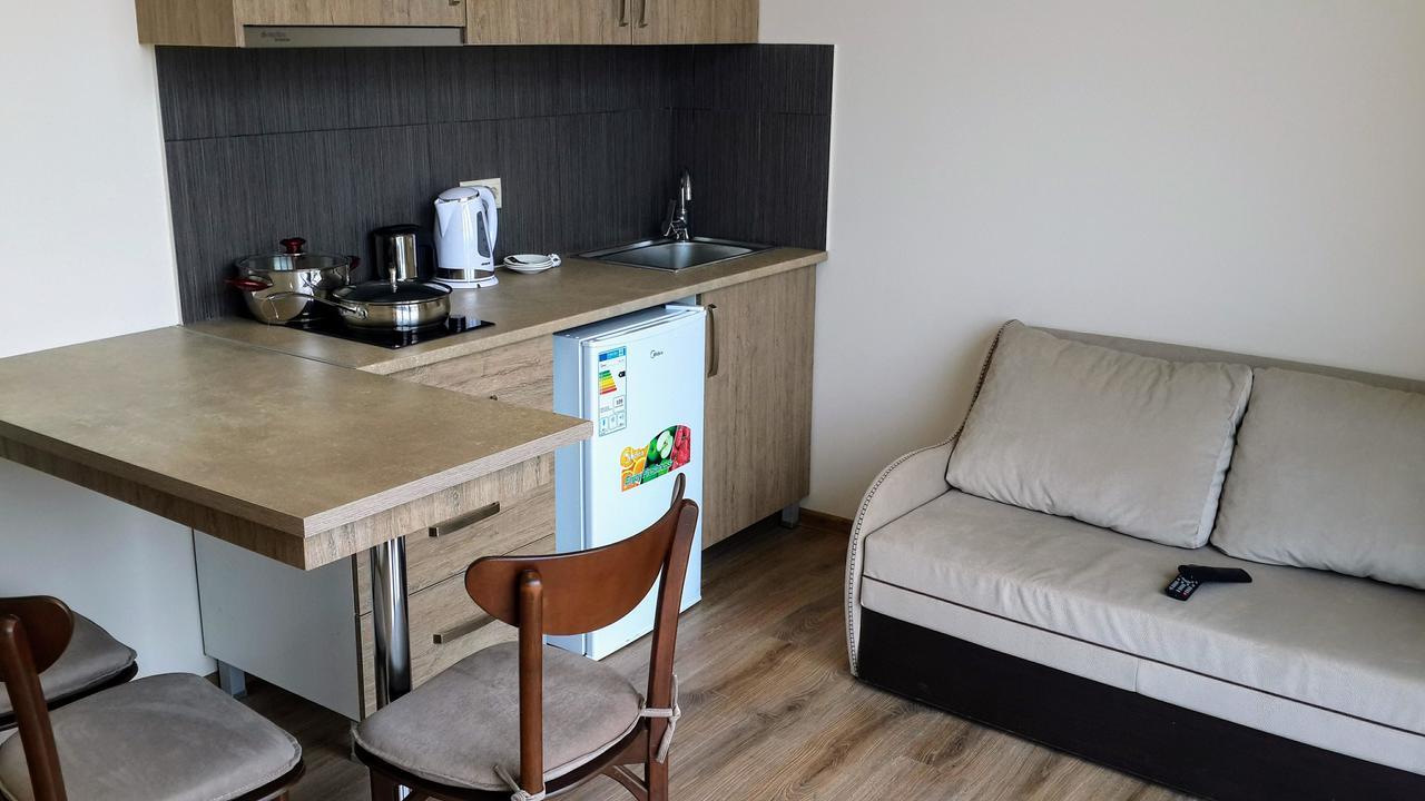 באטומי Blossom Hotel מראה חיצוני תמונה