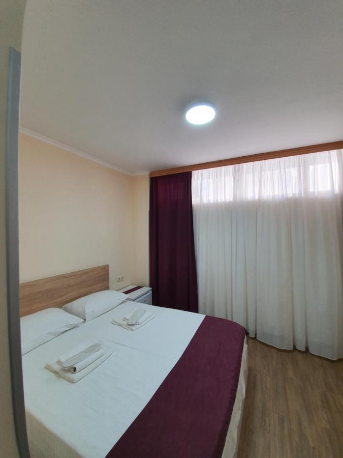 באטומי Blossom Hotel מראה חיצוני תמונה