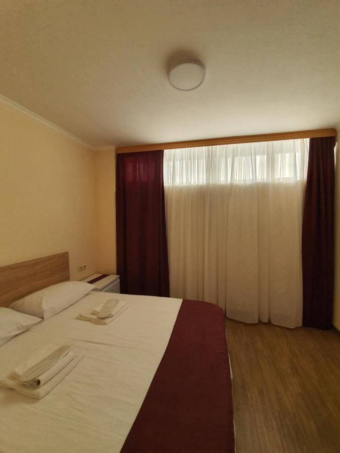 באטומי Blossom Hotel מראה חיצוני תמונה