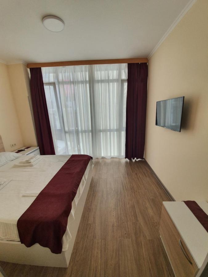 באטומי Blossom Hotel מראה חיצוני תמונה