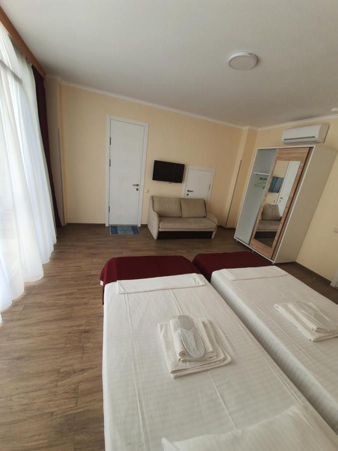 באטומי Blossom Hotel מראה חיצוני תמונה