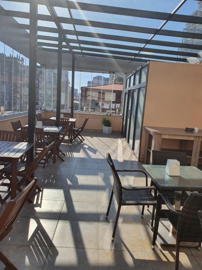 באטומי Blossom Hotel מראה חיצוני תמונה